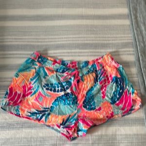 Lilly Pulitzer shorts size xl